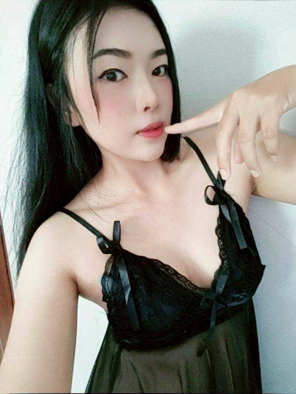 貝拉實照_2