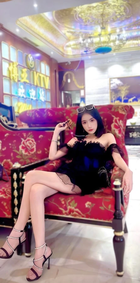 晴小莓實照_4