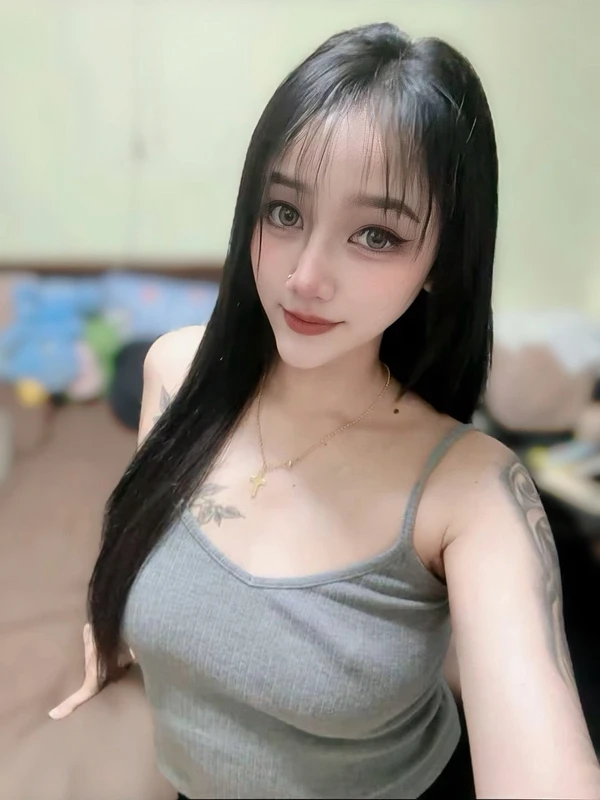 妮莎實照_2