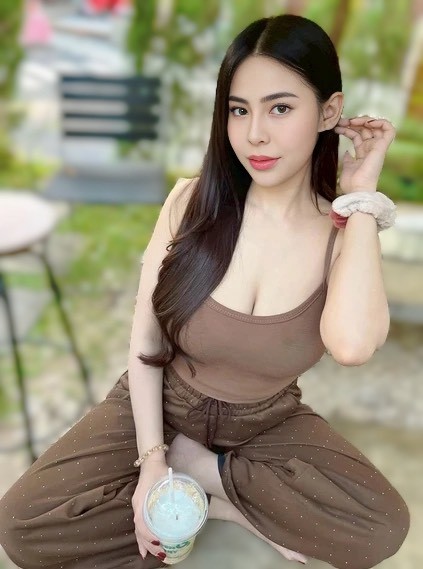 蕾雅實照_9